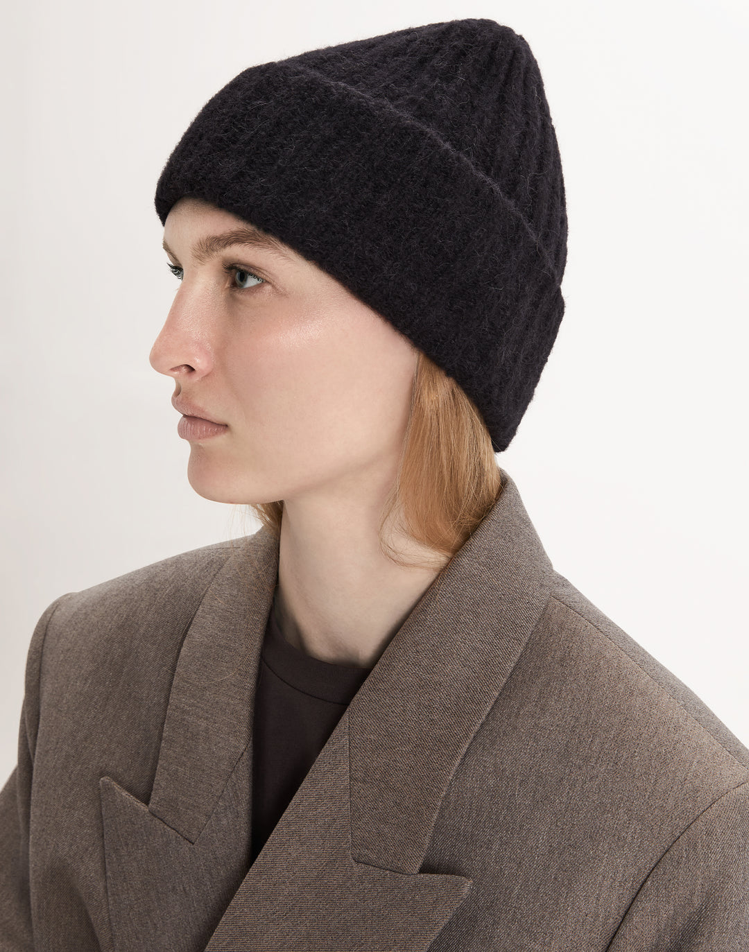alpaca_wool_chunky_rib_beanie#color_heather-black
