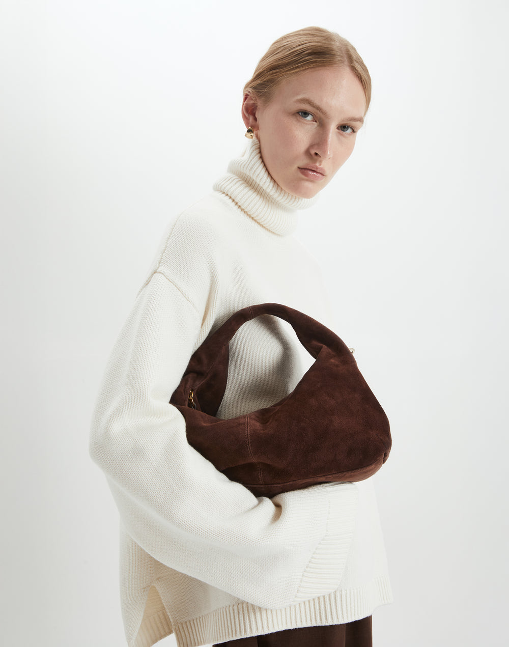 HYER GOODS Mini everyday brown suede shoulder bag #color_chocolate-suede