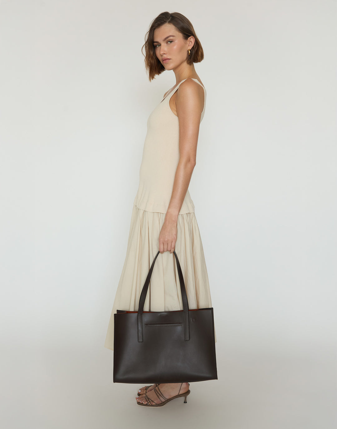 HYER GOODS Tolentino Tote in Dark Chocolate Brown #color_dark-chocolate