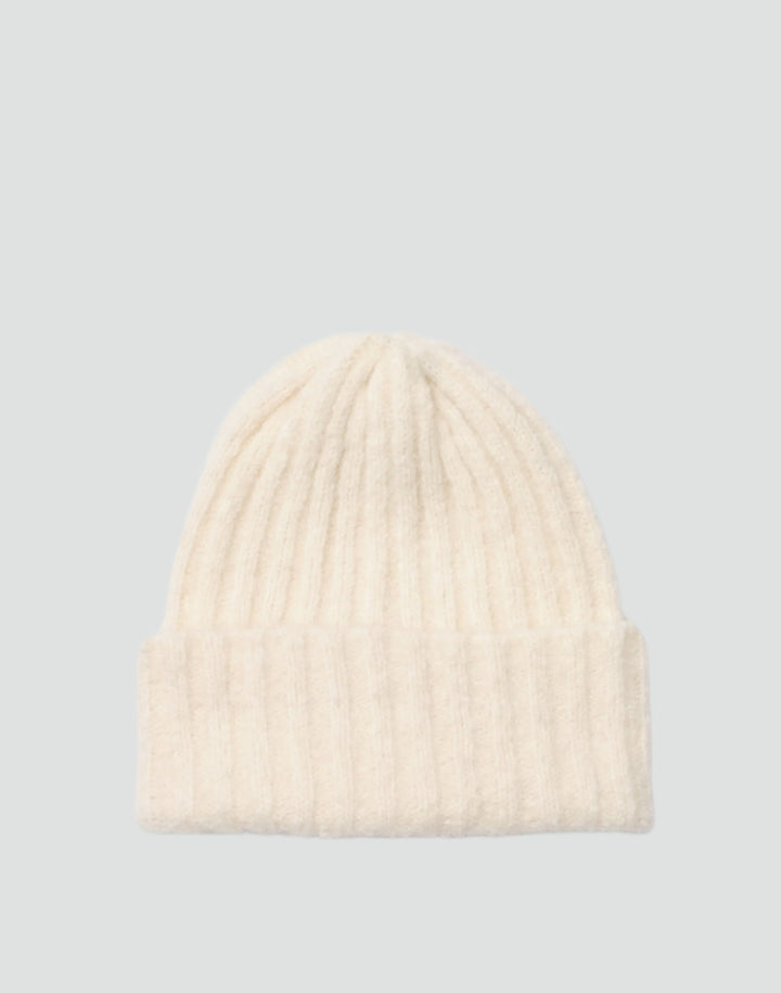 alpaca_wool_chunky_rib_beanie#color_off-white
