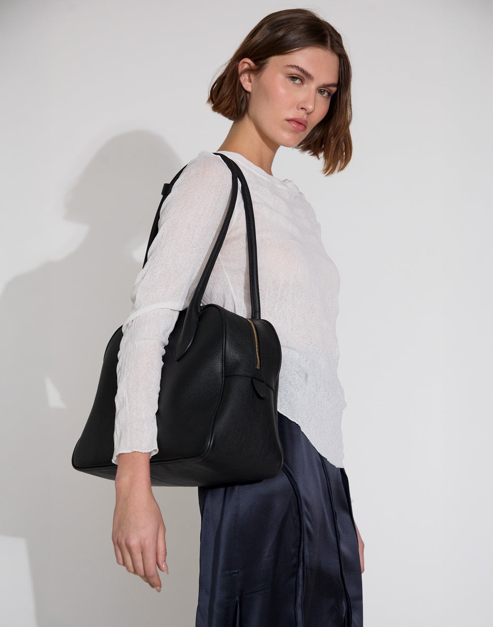 hyer goods autostrada leather zip top tote  bag#color_black-gold