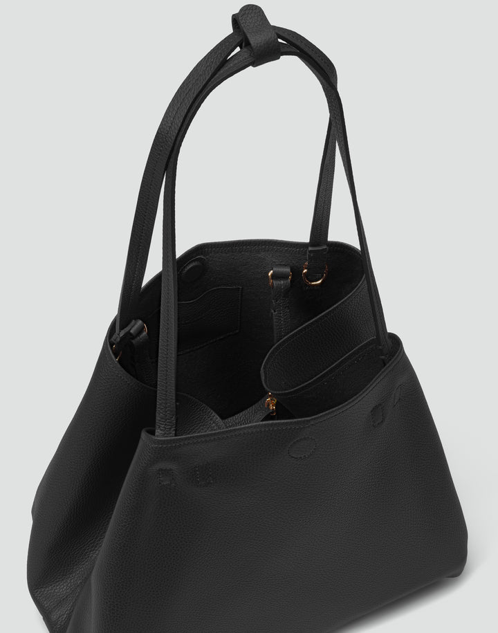 HYER GOODS Mercato soft tumbled leather tote back #color_black-gold