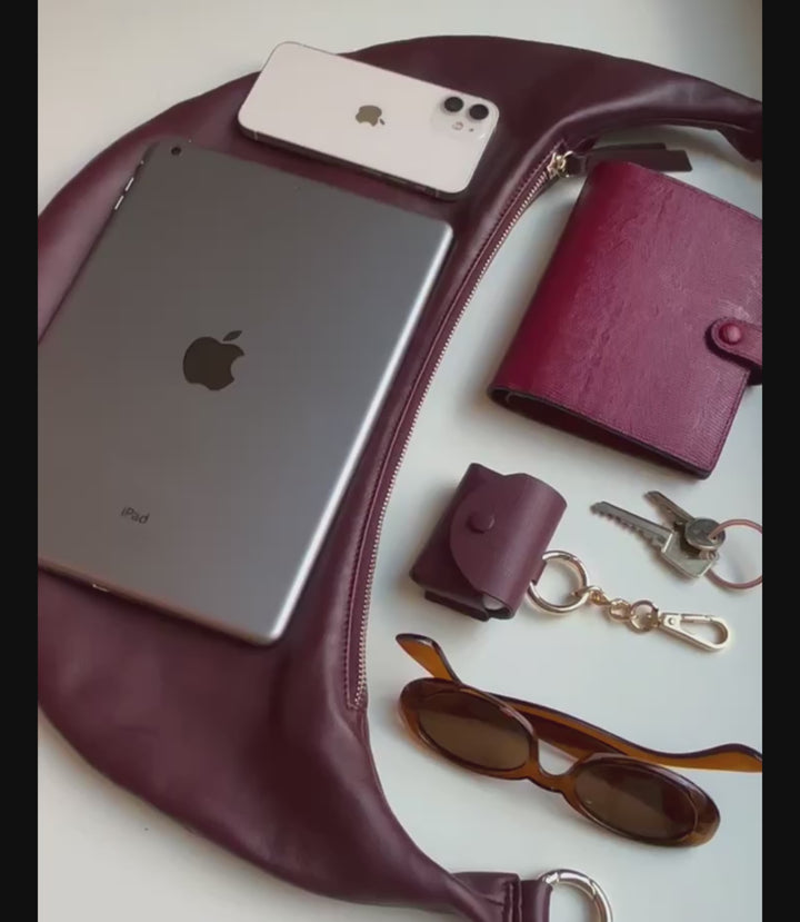 hyer goods ring bag convertible leather hobo bag#color_taupe