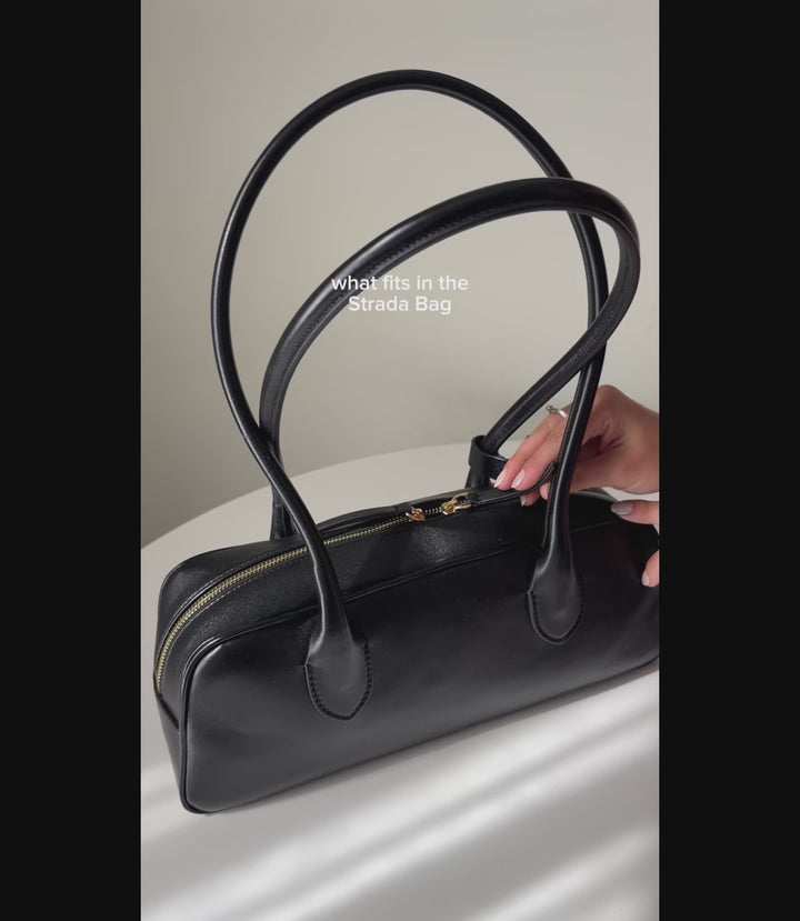 HYER GOODS La Strada East West Bag in Red #color_black