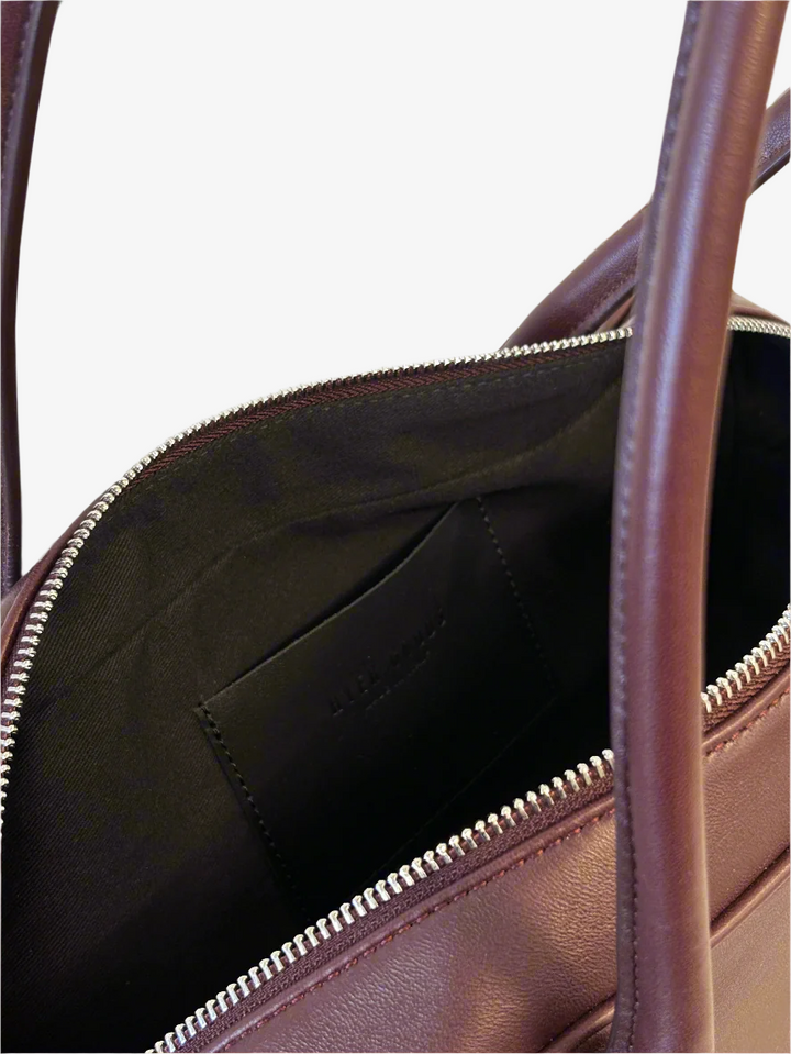 HYER GOODS La Strada East West Bag in burgundy wine #color_burgundy