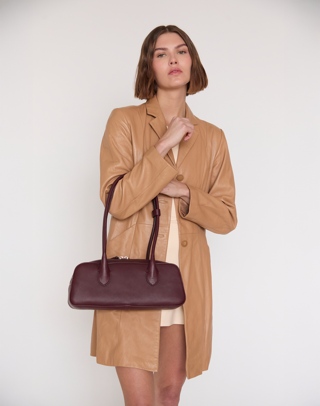 HYER GOODS La Strada East West Bag in burgundy wine #color_burgundy